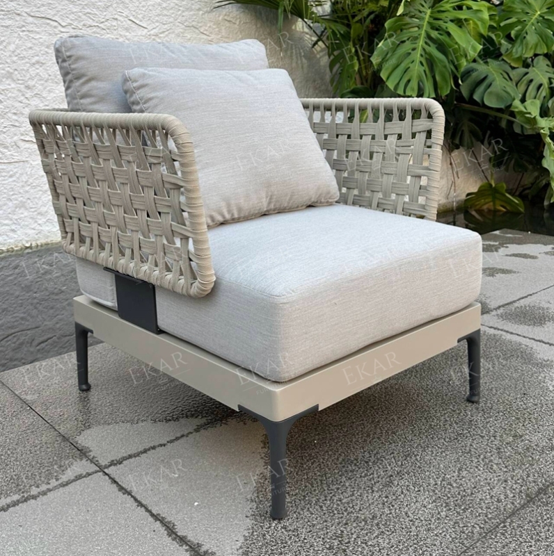 Waterproof Fabric Outdoor Sofa with Metal Legs