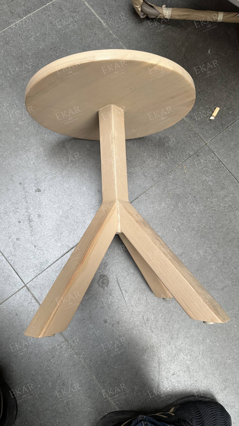 Modern Outdoor Wooden Round Corner Table for Patio and Garden