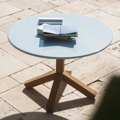 Modern Outdoor Wooden Round Corner Table for Patio and Garden