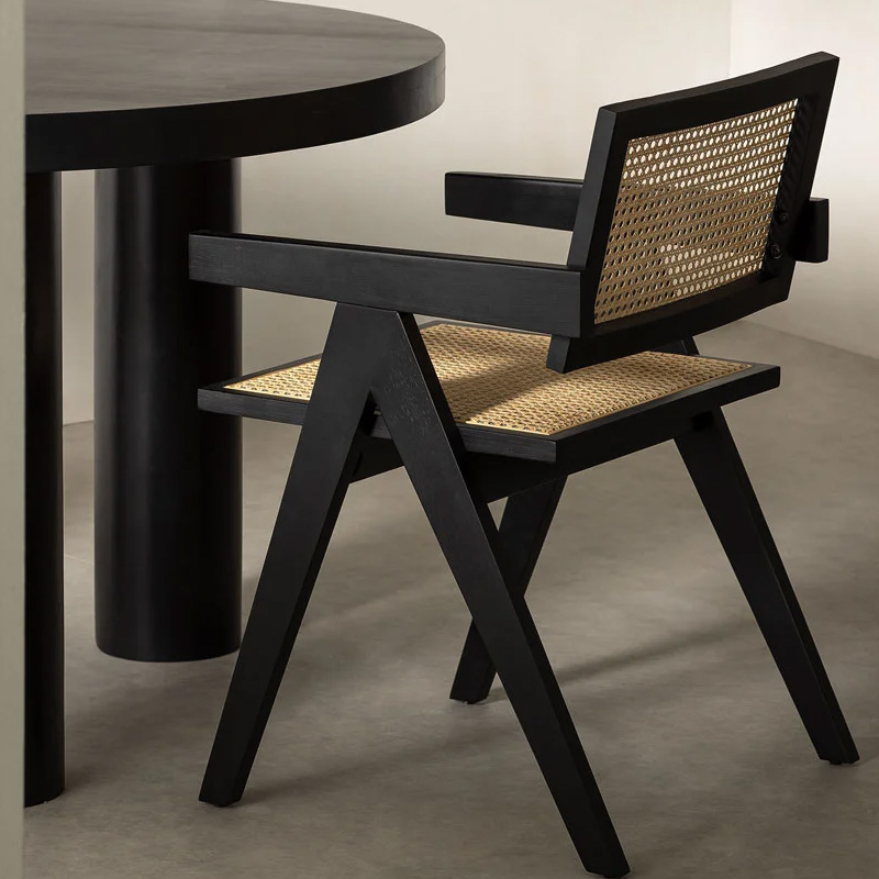 Modern Solid Wood Lounge Chair for Living Rooms