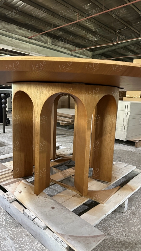 Modern Outdoor Wooden Round Dining Table for Patio and Garden