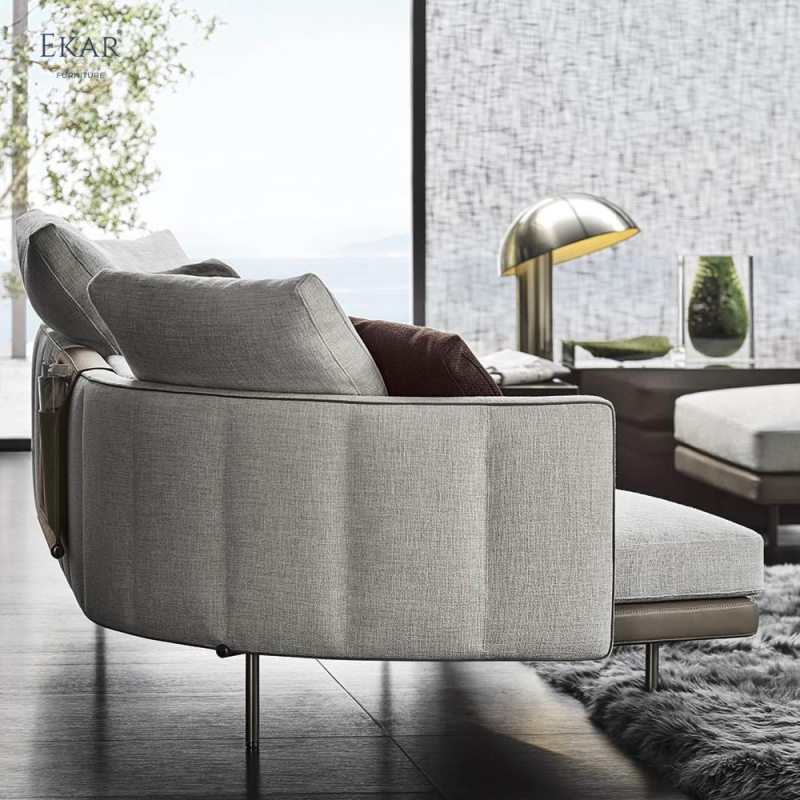 Modern Living Room Bench with Upholstered Seat and Wooden Legs