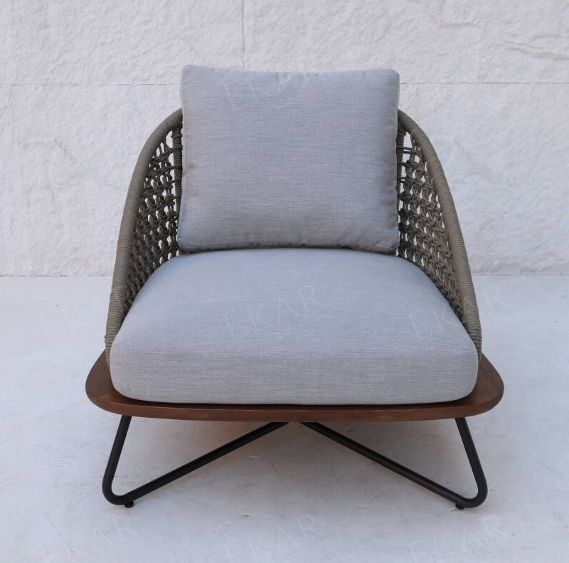Stylish Outdoor Single Lounge Chair for Ultimate Comfort