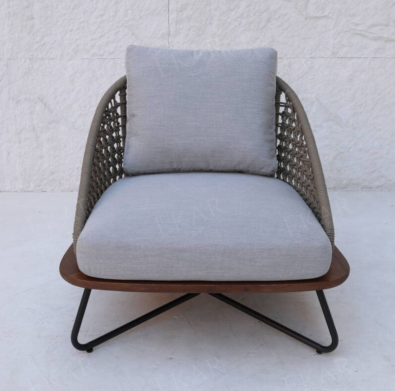 Stylish Outdoor Single Lounge Chair for Ultimate Comfort