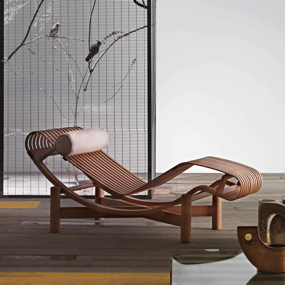 Minimalist Outdoor Woven Lounge Chair Comfortable Patio Seating