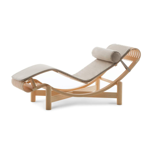 Minimalist Outdoor Woven Lounge Chair Comfortable Patio Seating