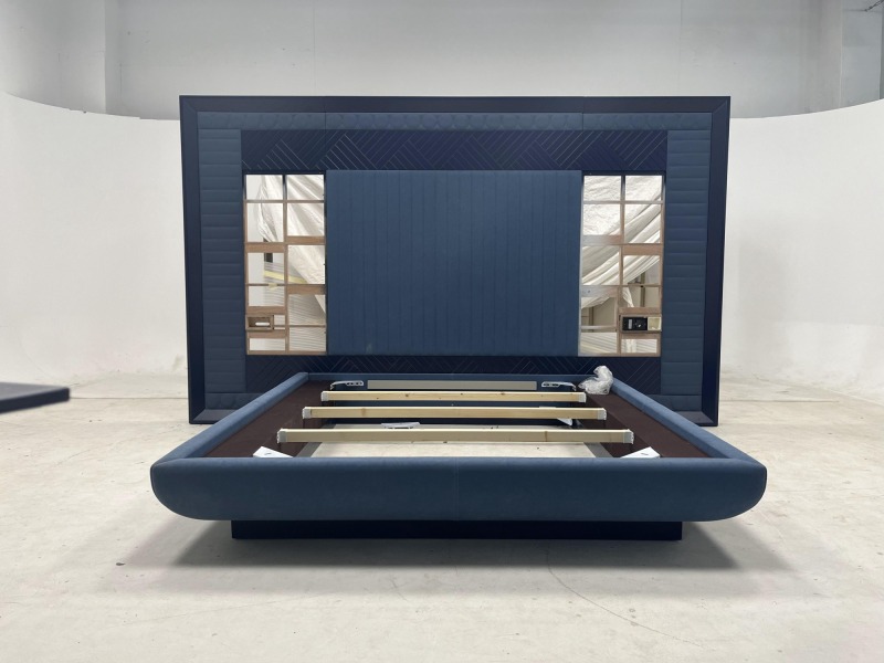 Modern Widescreen Velvet Bed – Luxurious Comfort and Style for Bedrooms