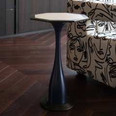 EKAR Ikò-Inspired Side Table​ Modern design end table