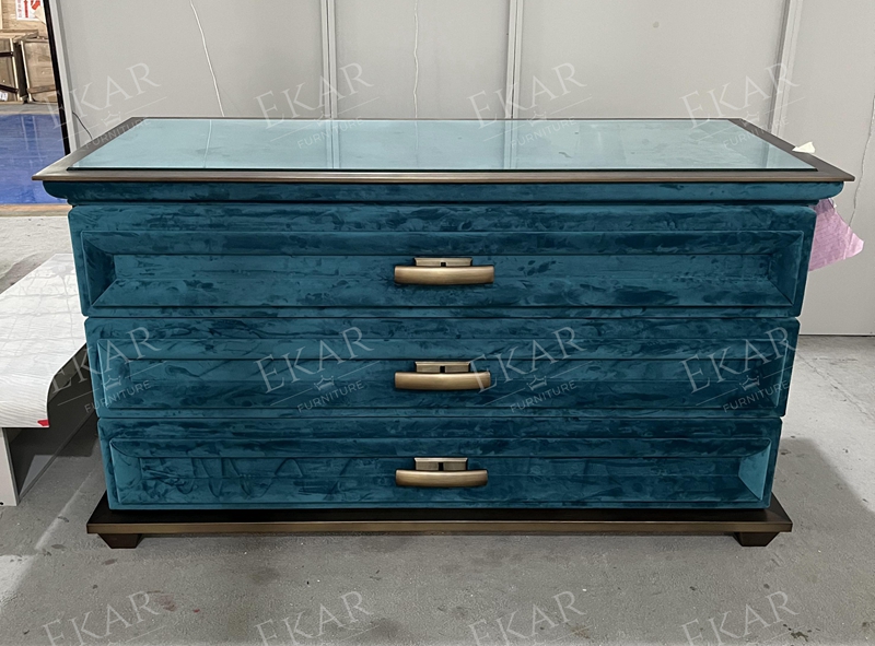 EKAR Babilonia-Inspired Chest of Drawers