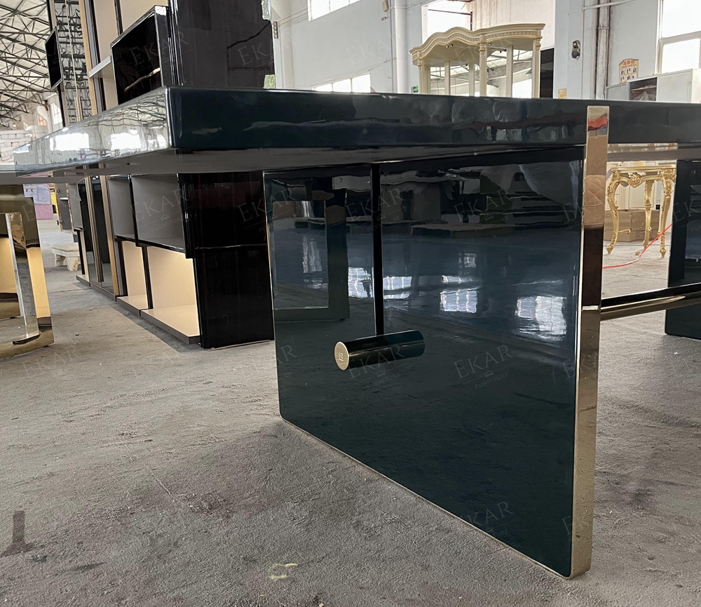 Modern Orange Rectangular Dining Table – Sleek Design with Sturdy Metal Legs