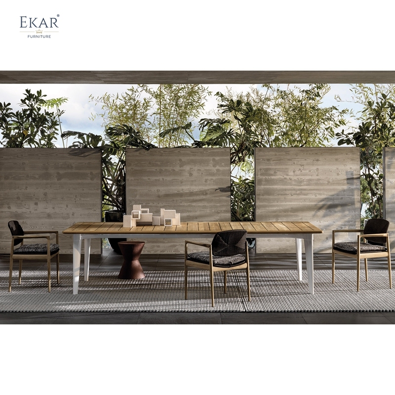 EKAR Banyan Veranda Chair | Plantation-Elegance in Weatherproof Rattan Outdoor Furniture