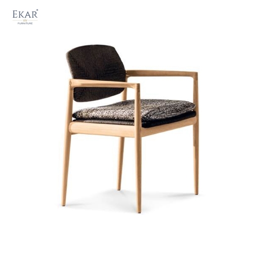 EKAR Banyan Veranda Chair | Plantation-Elegance in Weatherproof Rattan Outdoor Furniture