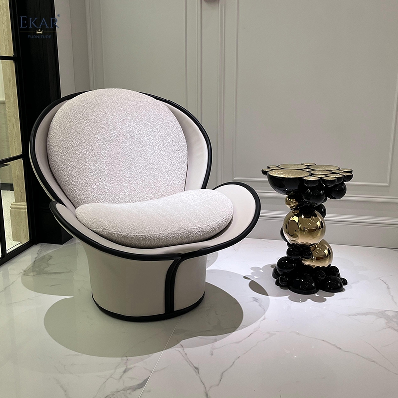EKAR Ember Luxury Side Table – Sleek Accent for Living Rooms & Reading Nooks