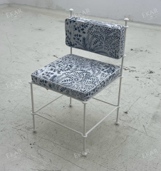 EKAR Outline Chair – Stylish Minimalist Dining Chair for Kitchen & Dining Spaces