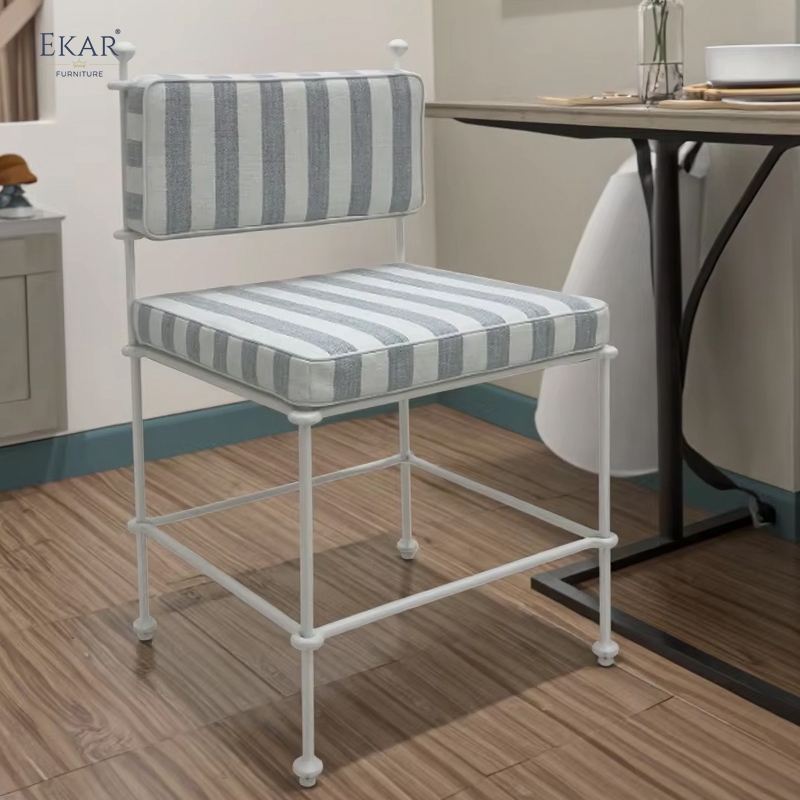 EKAR Outline Chair – Stylish Minimalist Dining Chair for Kitchen & Dining Spaces
