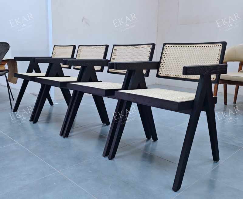 Modern Solid Wood Lounge Chair for Living Rooms
