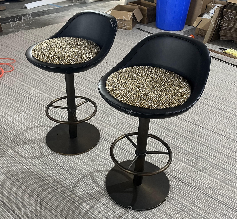Modern Swivel Bar Stool with Studded Seat – Adjustable Bar Chair for Home Bar & Kitchen | EKAR Furniture