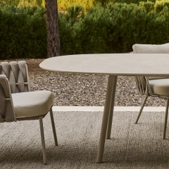 Modern Oval Aluminum Outdoor Dining Table for Patios and Gardens | EKAR FURNITURE