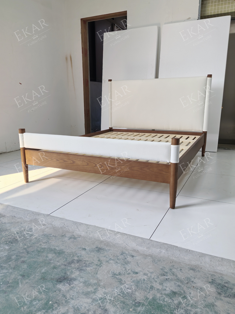Solano Leather-Wrapped Post Bed | Mid-Century Upholstered Headboard Walnut Platform Bed - EKAR FURNITURE