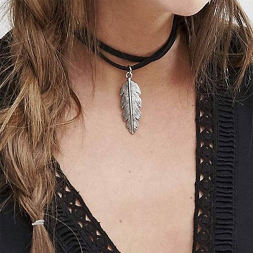 Vintage Layered Choker Necklace Chain Black Leaf Pendent Necklaces Strap Jewelry for Women and Girls