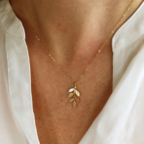 Simple Necklace Chain Gold Leaf Pendent Necklaces Jewelry for Women and Girls