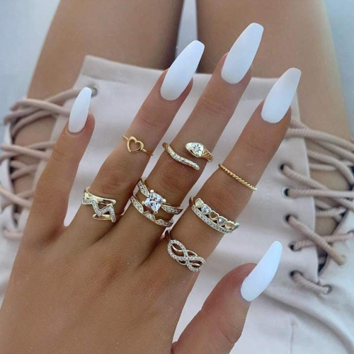 Edary Boho Finger Ring Sets Gold Knuckle Rings Crystal Hand Jewelry for Women and Girls(7PCS)