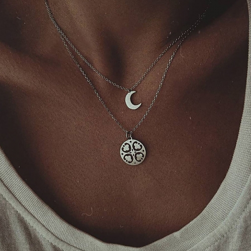 Vintage Double Layered Necklace Silver Crescent Moon Pendant Necklaces Chain Clover Choker Jewelry for Women and Girls