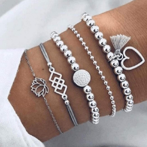 Edary Boho Layered Heart Bracelet Silver Tassel Bracelet Heart Beaded Hand Chain Jewelry Adjustable for Women and Girls(5 Pcs)