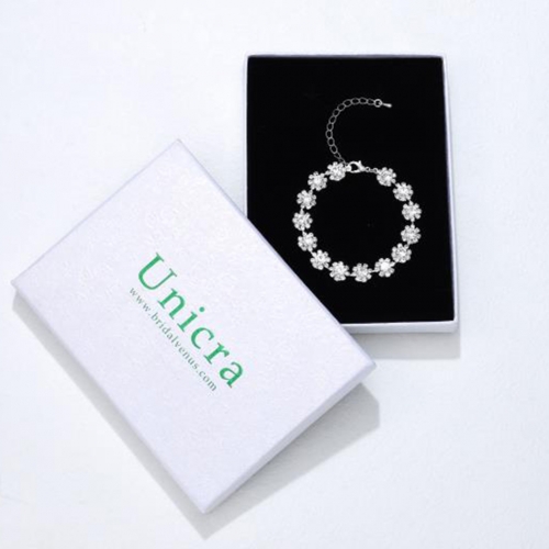 Unicra Crystal Bridal Bracelets Silver Fashion Jewelry Rhinestone Wedding Gift for Women and Girls