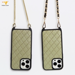 Custom PU Sticker Leather Shockproof Case Stock Detach Hands Free Luxury Metal Chains For Bags