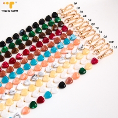Phone Lanyard 32cm Jade Heart Pendant Chain with 2 Metal Hooks Colorful Adjustable Beaded Phone Strap for iPhone 13 14 15 16 17