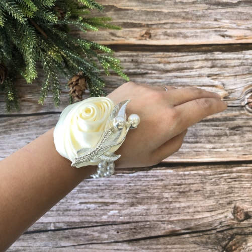 Class Wrist Corsage for Prom Wedding Bridegroom Guest