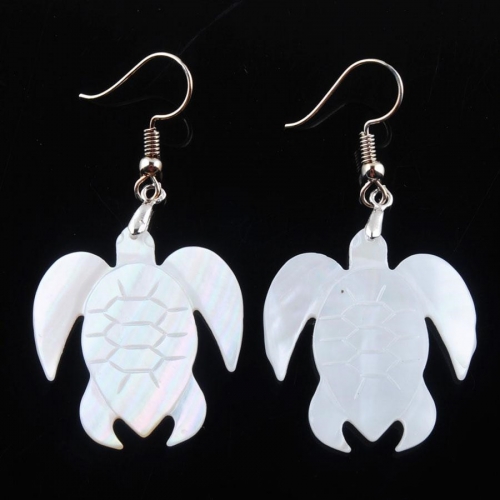 MOP88 Animal Turtle Mother of Pearl Ivory White Shell Dangle Earrings