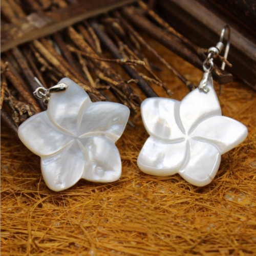 MOP363 Hawaiian Flower Jewelry Mother of Pearl Shell Plumeria Earrings