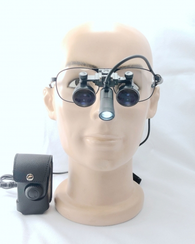 High quality CHL medical light CHL-JC-M06C-BP with Flip Up dental surgical loupes 2.5x 3.0x 3.5x with Titanium frames