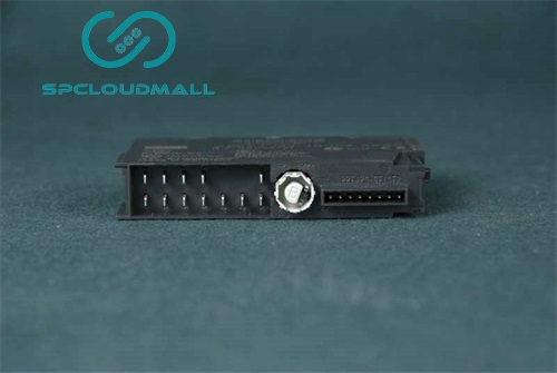 SIEMENS digital output module 6ES7 132-4BD02-0AA0