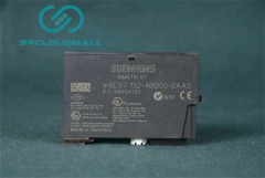 SIEMENS digital output module 6ES7132-4BD02-0AA0