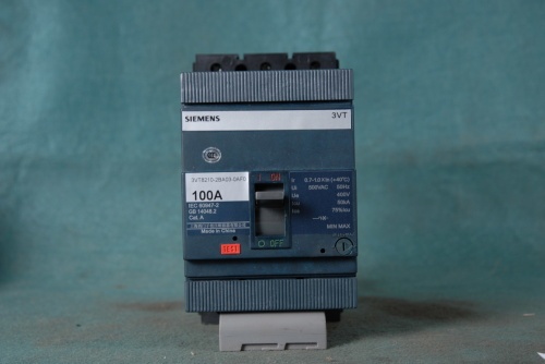 SIEMENS BREAKER 3VTB 210-2BA03-0AF0(100A)