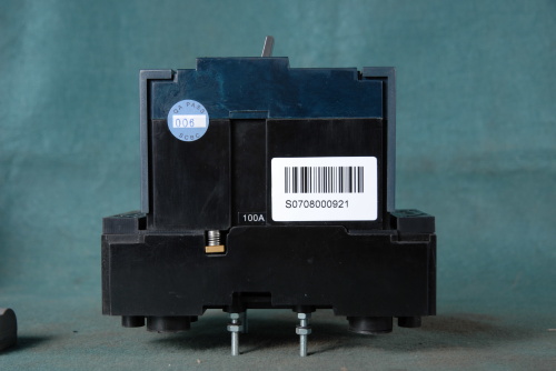 SIEMENS BREAKER 3VTB 210-2BA03-0AF0(100A)