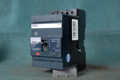 SIEMENS BREAKER 3VTB 210-2BA03-0AF0(100A)