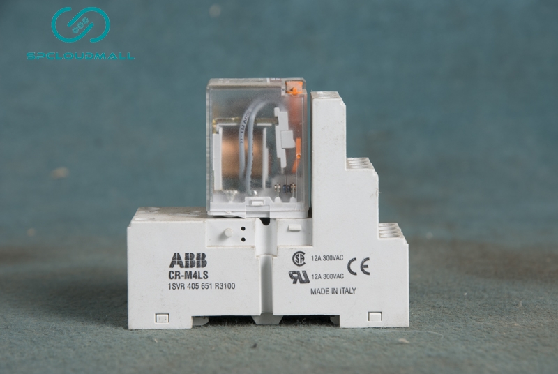 ABB  RELAY  CR-M4LS  (12A 300VAC)