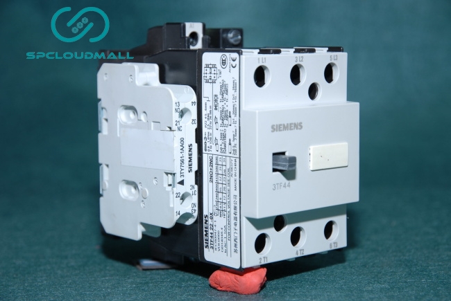 SIEMENS CONTACTOR 3TF44 22-0XG  2NO+2NC