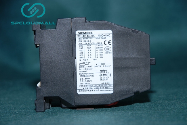 SIEMENS CONTACTOR RELAY 3TH42 44-0XM0 4NO+4NC