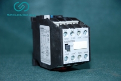 SIEMENS CONTACTOR 3TF40 22-0XM  2NO+2NC