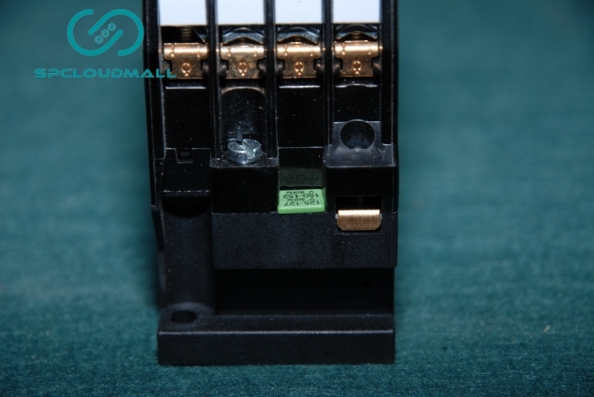 SIEMENS CONTACTOR RELAY 3TH82 71-0XL0