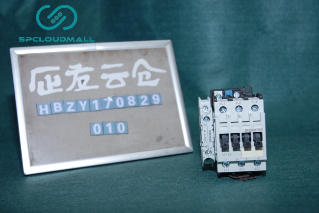 SIEMENS CONTACTOR 3TF33 11-0XM0 1NO+1NC