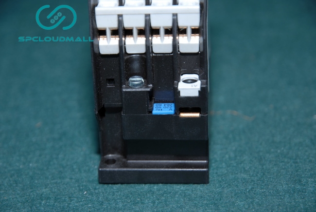 SIEMENS CONTACTOR RELAY 3TH42 44-0X 4NO+4NC