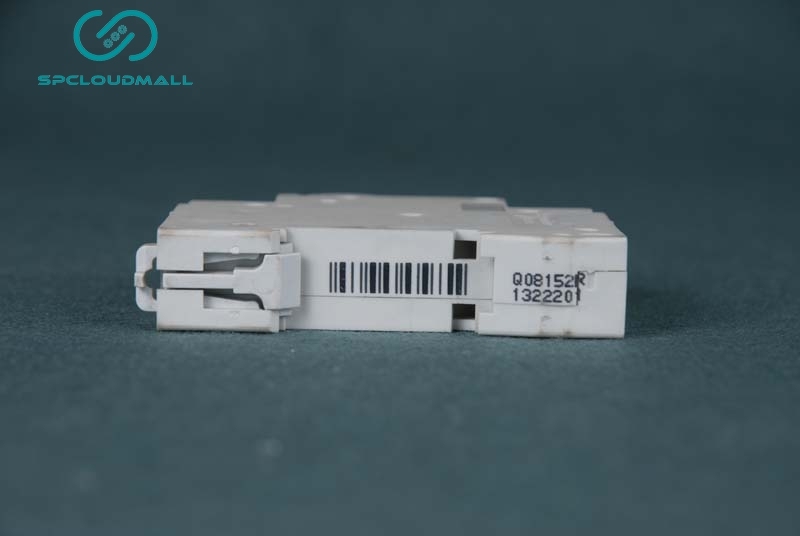 SCHNEIDER BREAKER  C65H1PC32A