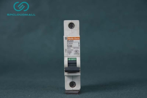 SCHNEIDER BREAKER  C65H1PC32A
