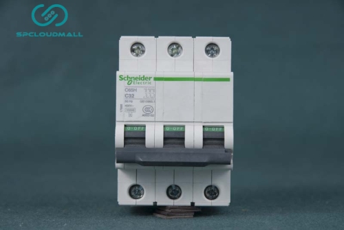 SCHNEIDER BREAKER  C65H3PC32A